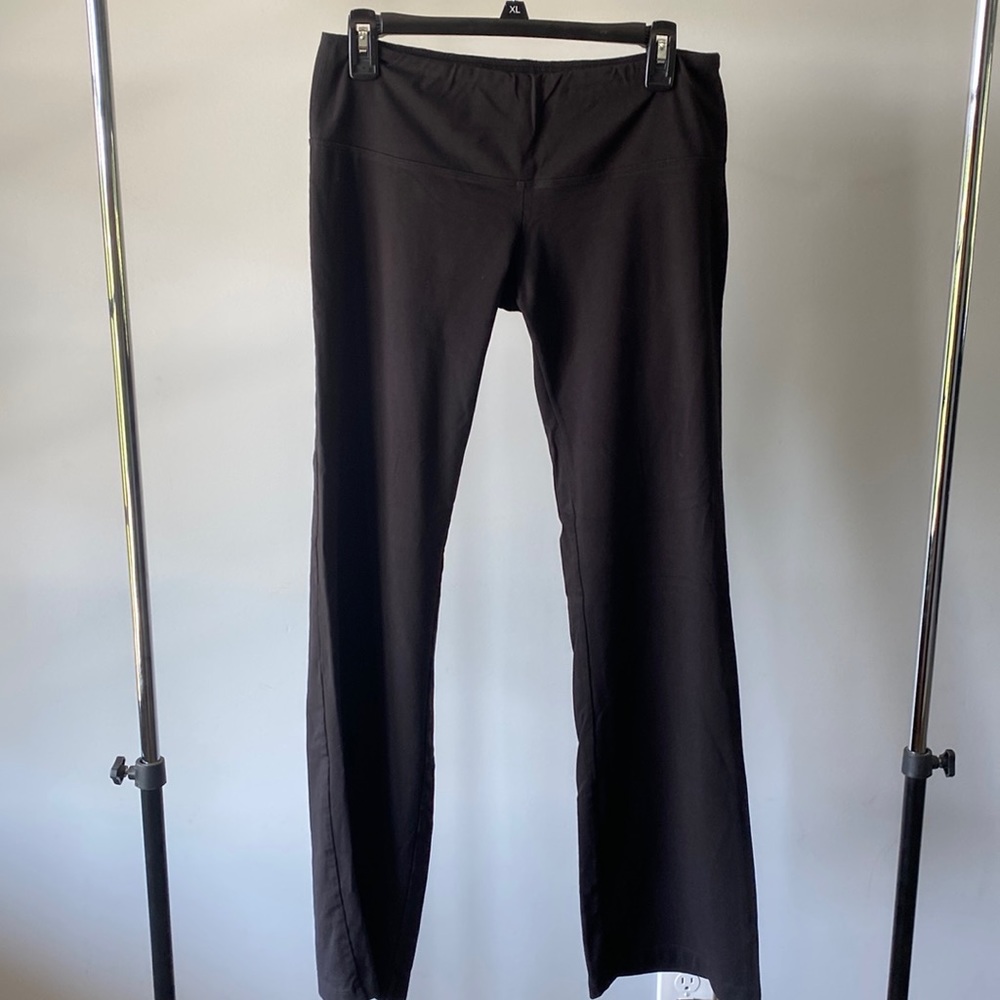 NWOT straight leg yoga pants